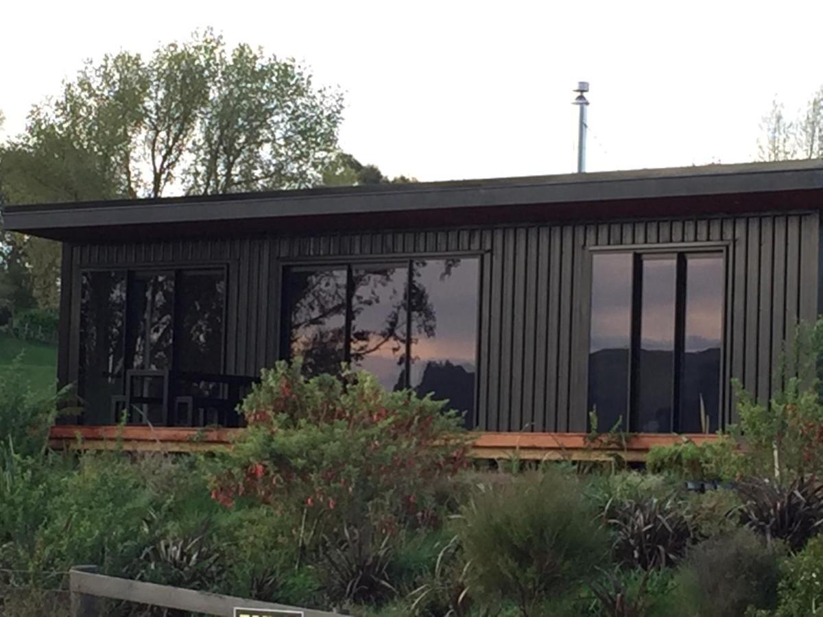 Whakaipo Bay Cabin Retreat Tauposjön Exteriör bild