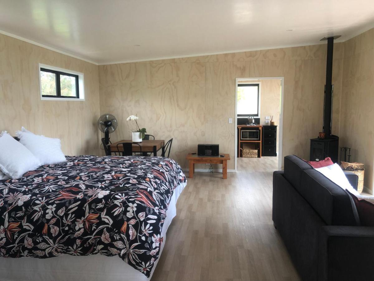 Whakaipo Bay Cabin Retreat Tauposjön Exteriör bild