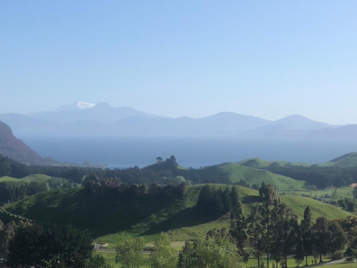 Whakaipo Bay Cabin Retreat Tauposjön Exteriör bild